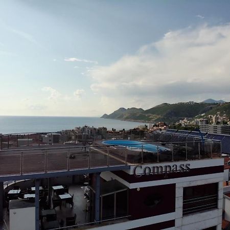 Compass Aparthotel Dobra Voda Esterno foto
