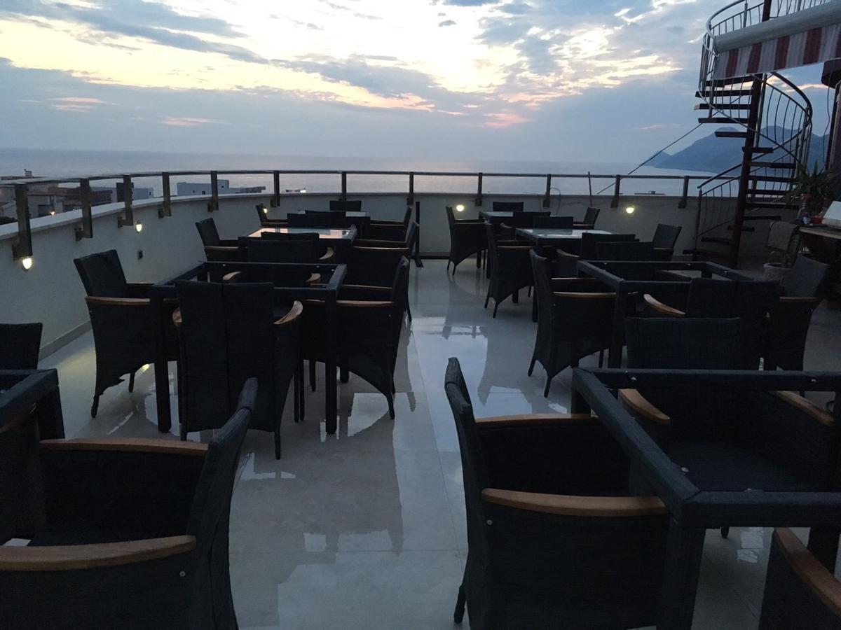 Compass Aparthotel Dobra Voda Esterno foto