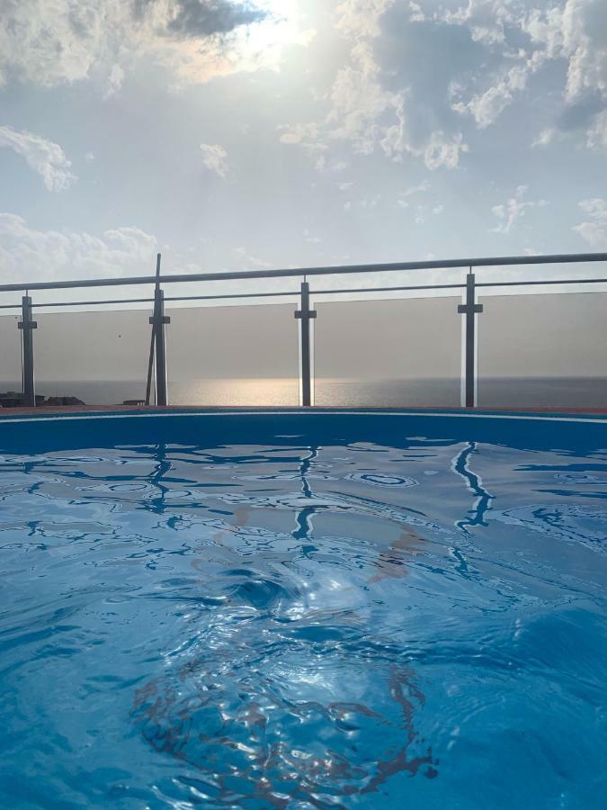 Compass Aparthotel Dobra Voda Esterno foto