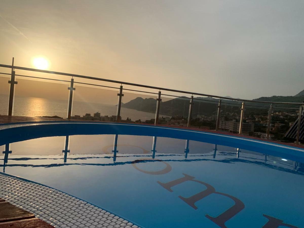 Compass Aparthotel Dobra Voda Esterno foto