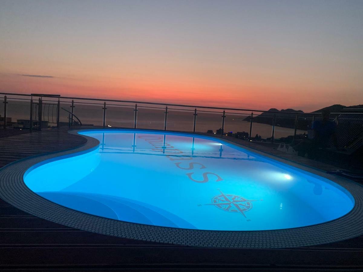 Compass Aparthotel Dobra Voda Esterno foto