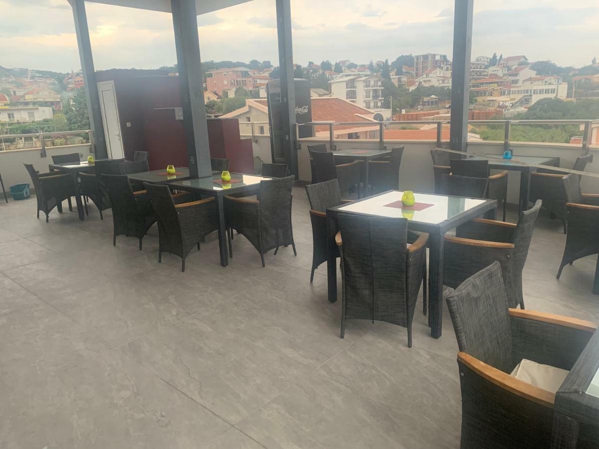 Compass Aparthotel Dobra Voda Esterno foto